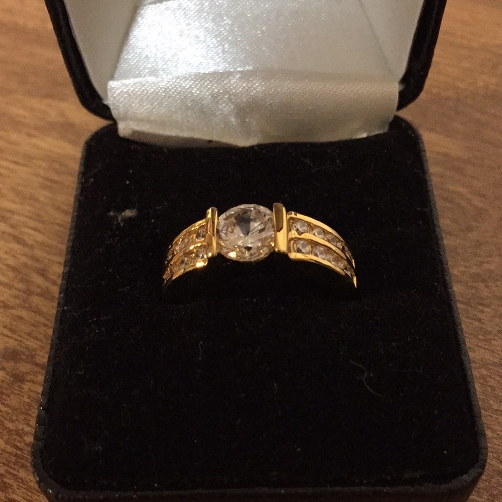 - Ring size 6 NEW goldtone faux diamonds*
